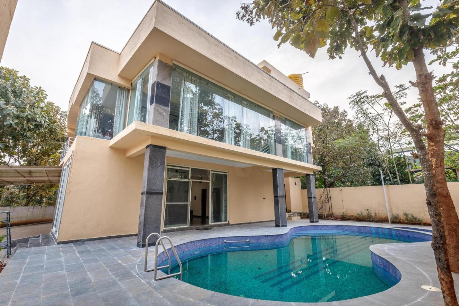 Villa Exotica By Stayjade5Bhkpoolacprojector Denkanikottai Exterior photo