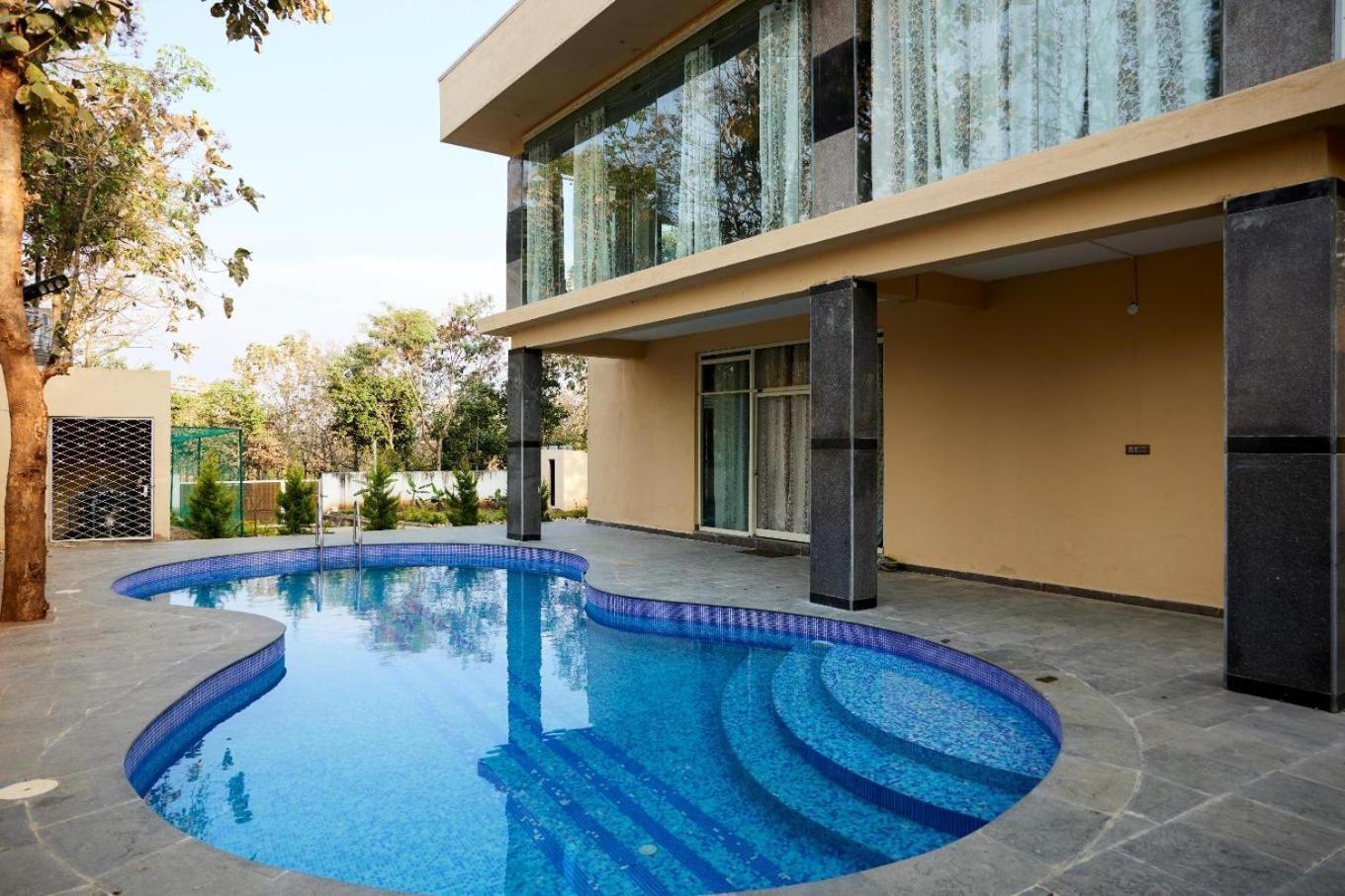 Villa Exotica By Stayjade5Bhkpoolacprojector Denkanikottai Exterior photo